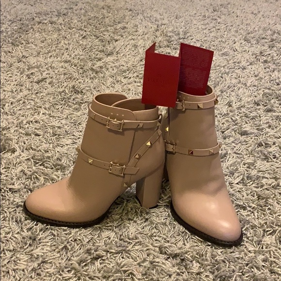 valentino boots price